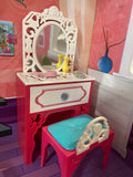 Wooden Barbie Sized Dollhouse, CAR 5 dolls, 2 pets, furniture