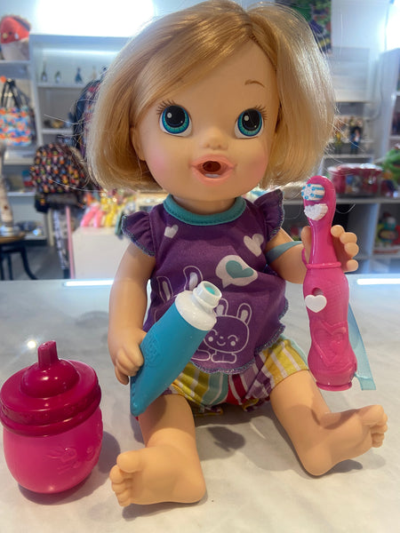 2013 Baby Alive Brushy Brush w/Accessories